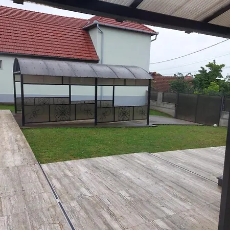 Cataleya Apart Home Oradea Exterior photo
